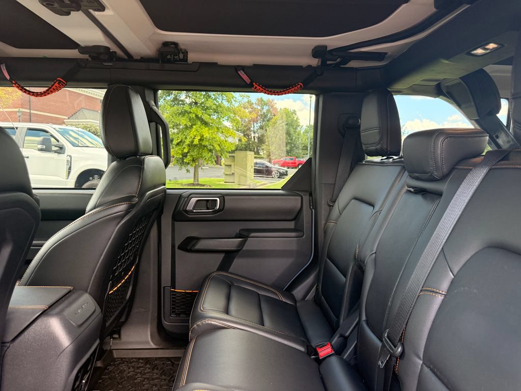 Used 2024 Ford Bronco Badlands AWD/4WD image 25