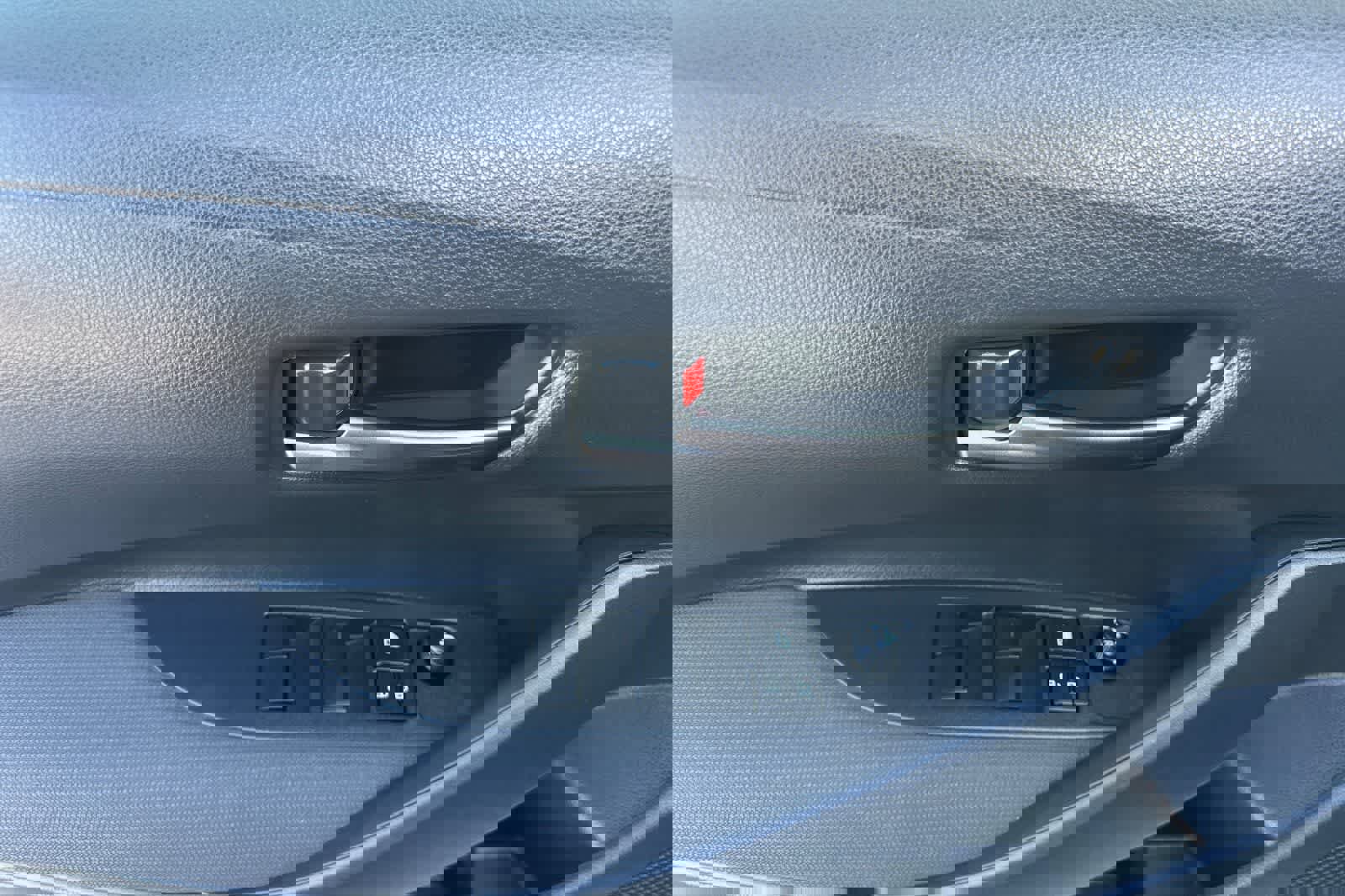 Used 2024 Toyota Corolla Premium image 13