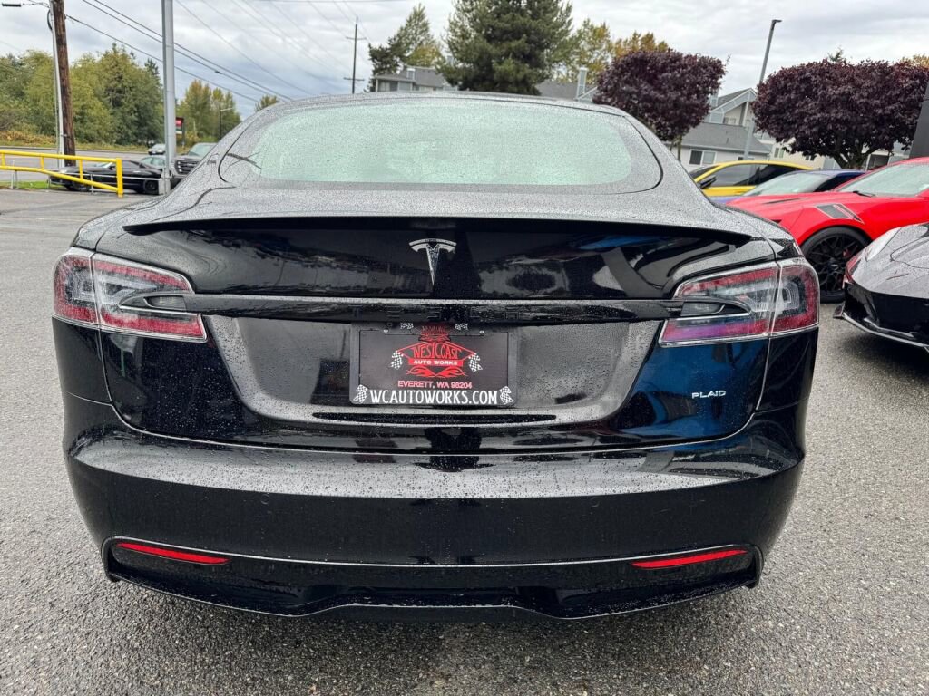 Used 2021 Tesla Model S Plaid image 4