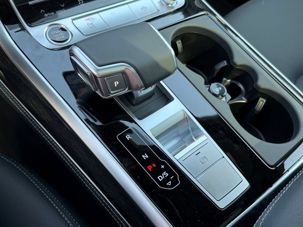 New 2026 Audi Q7 3.0T Premium Plus AWD/4WD image 23