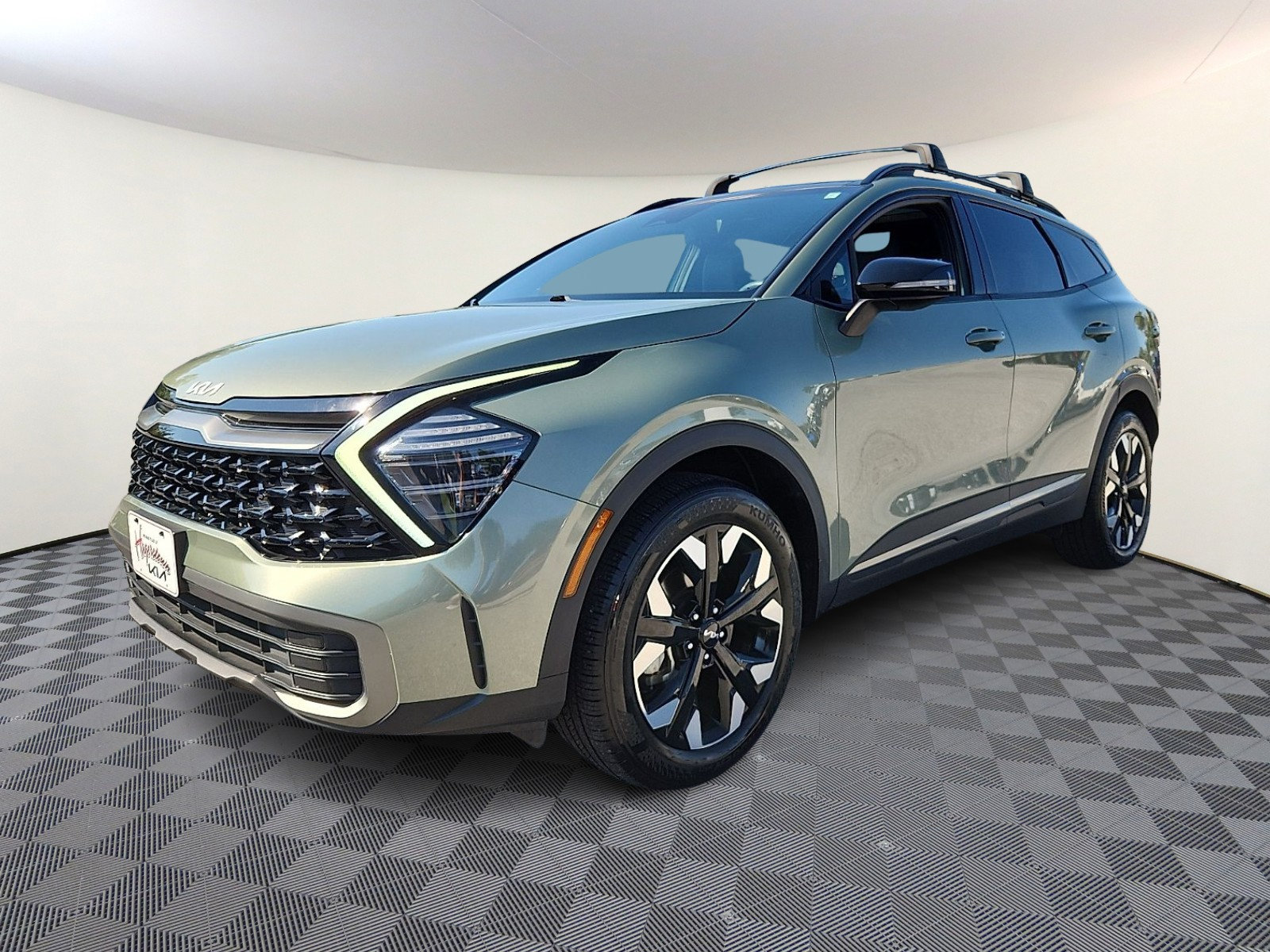 Used 2024 Kia Sportage X-Line w/ X-Line Premium Package AWD/4WD image 3