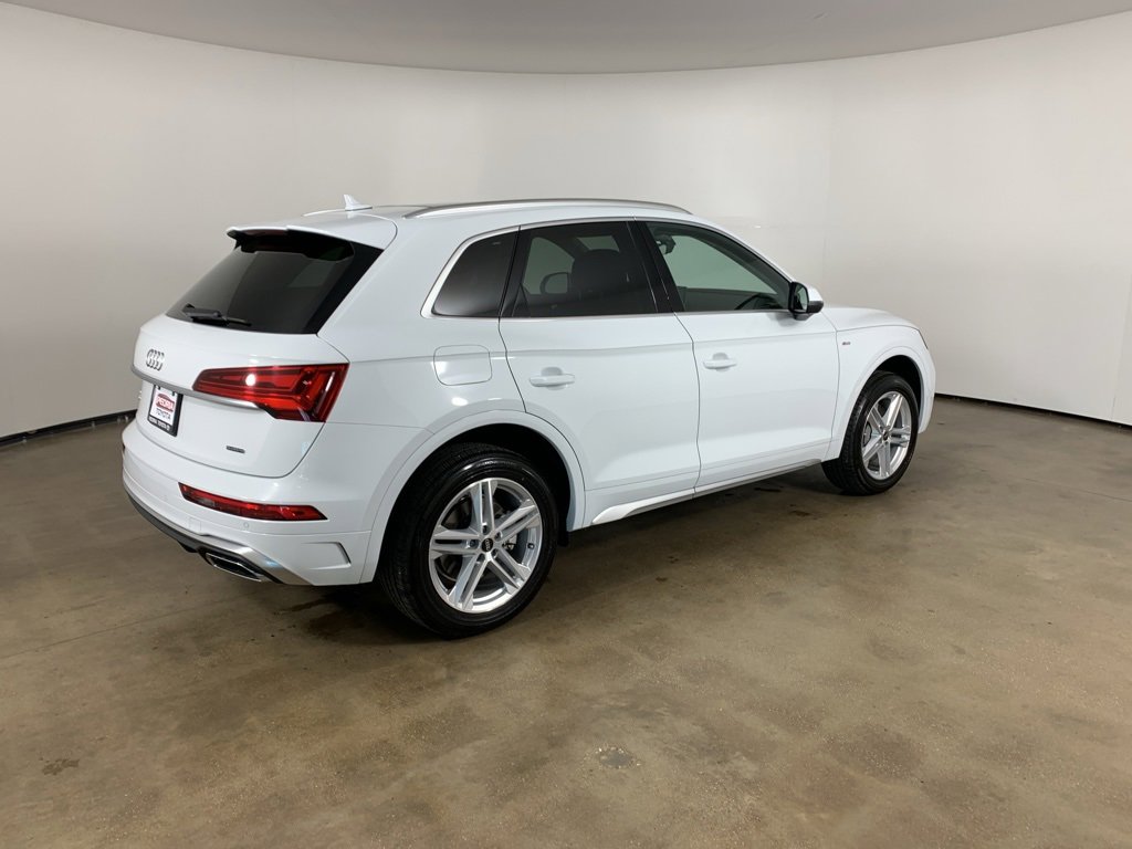 Used 2024 Audi Q5 e Premium Plus image 31