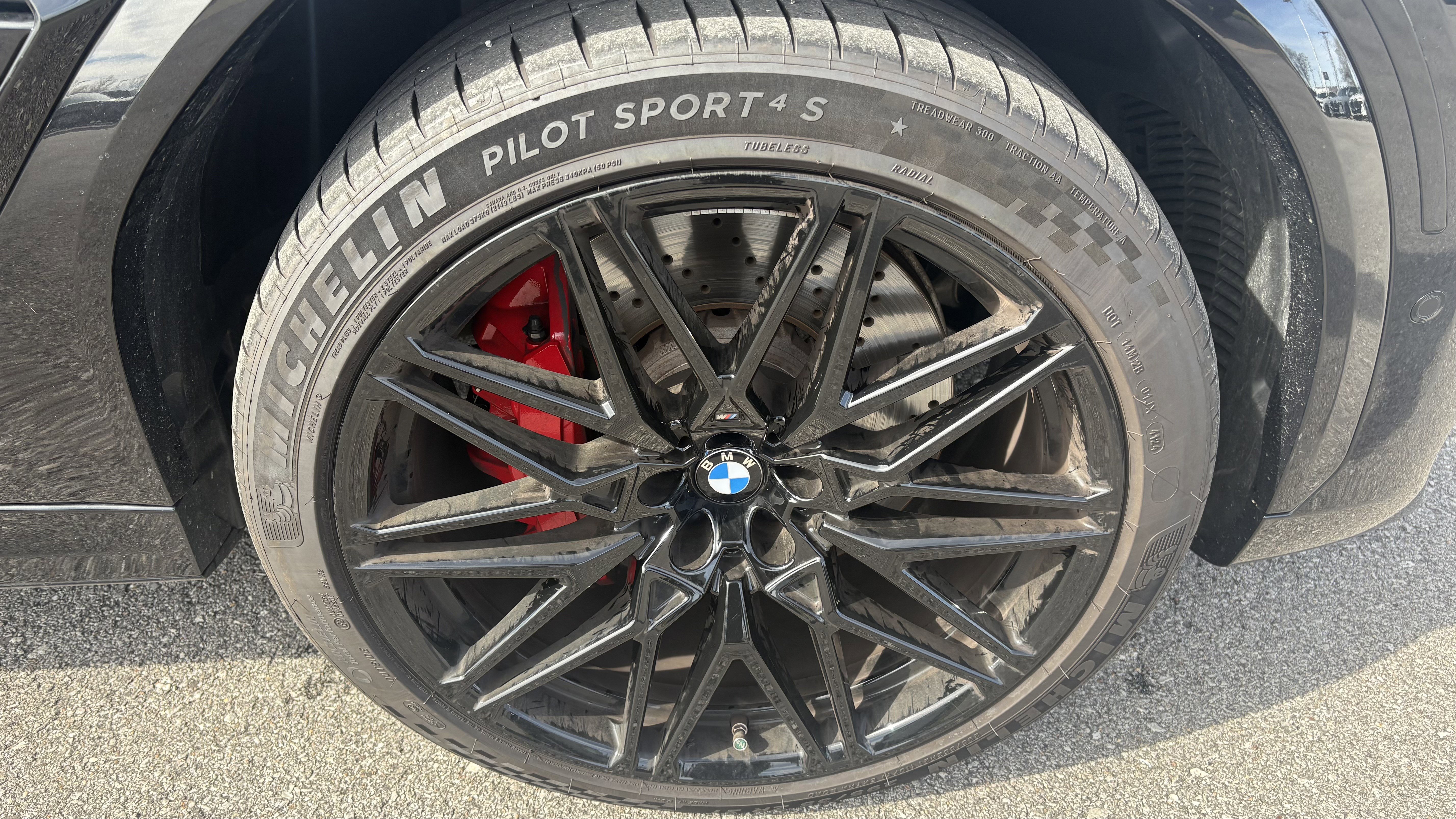 Used 2025 BMW X6 M Competition w/ Executive Package AWD/4WD image 15