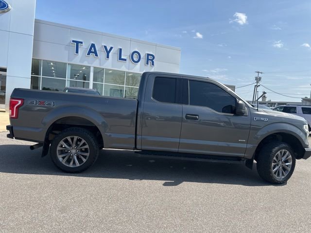 Used 2017 Ford F150 XLT image 14