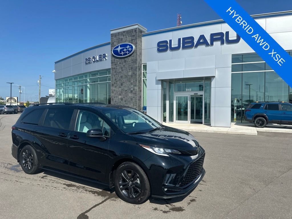 Used 2026 Toyota Sienna XSE AWD/4WD image 1