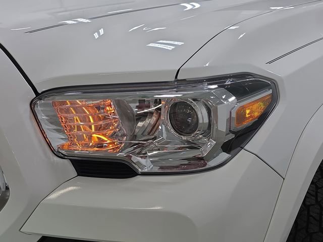 Certified 2023 Toyota Tacoma SR5 image 25