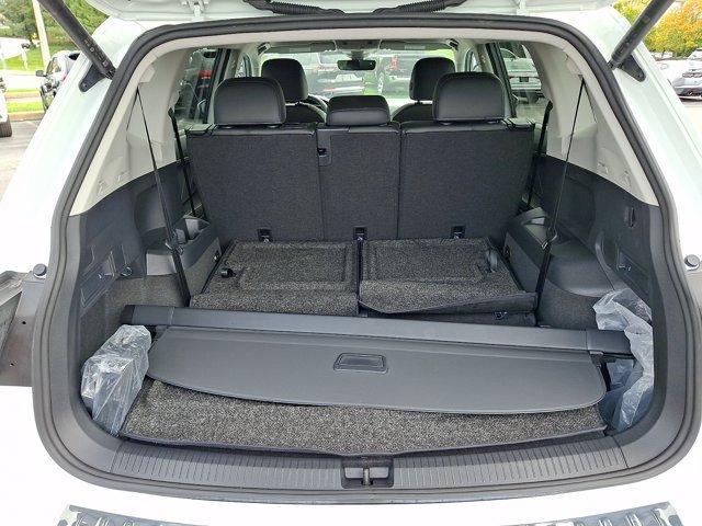 Used 2024 Volkswagen Tiguan SE FWD image 33