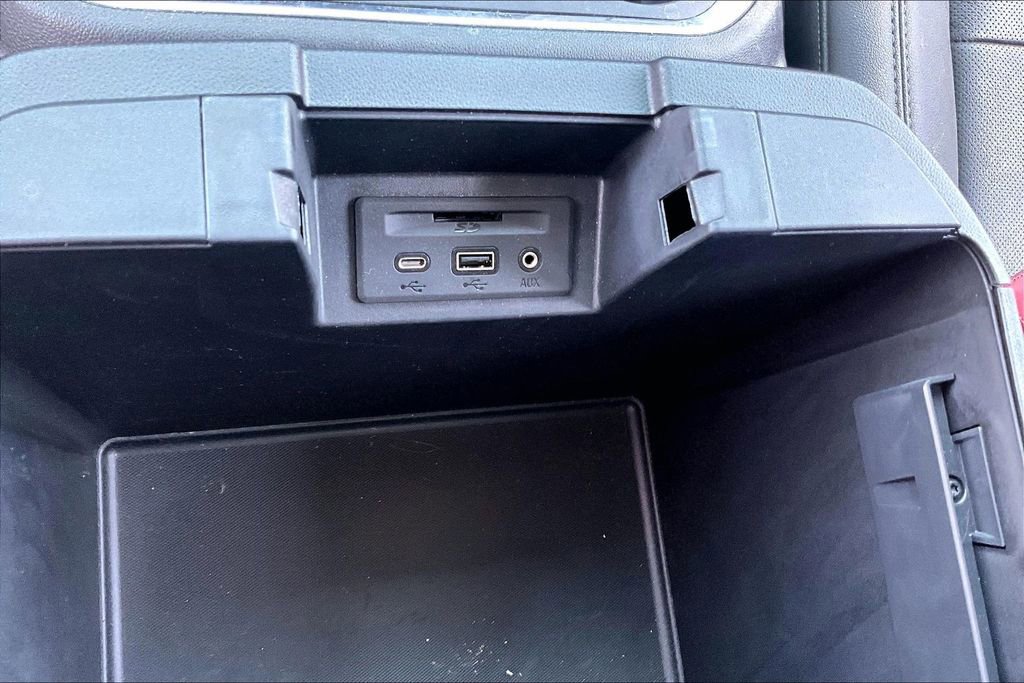 Used 2022 Chevrolet Silverado 2500 LTZ w/ LTZ Plus Package image 17