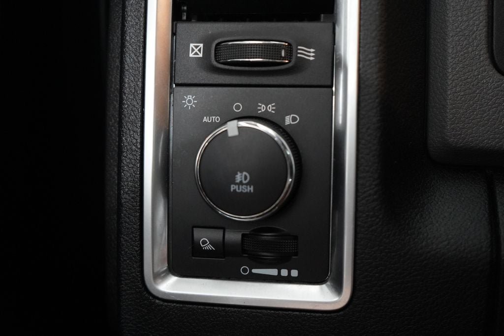 Used 2019 RAM 1500 Warlock AWD/4WD image 30
