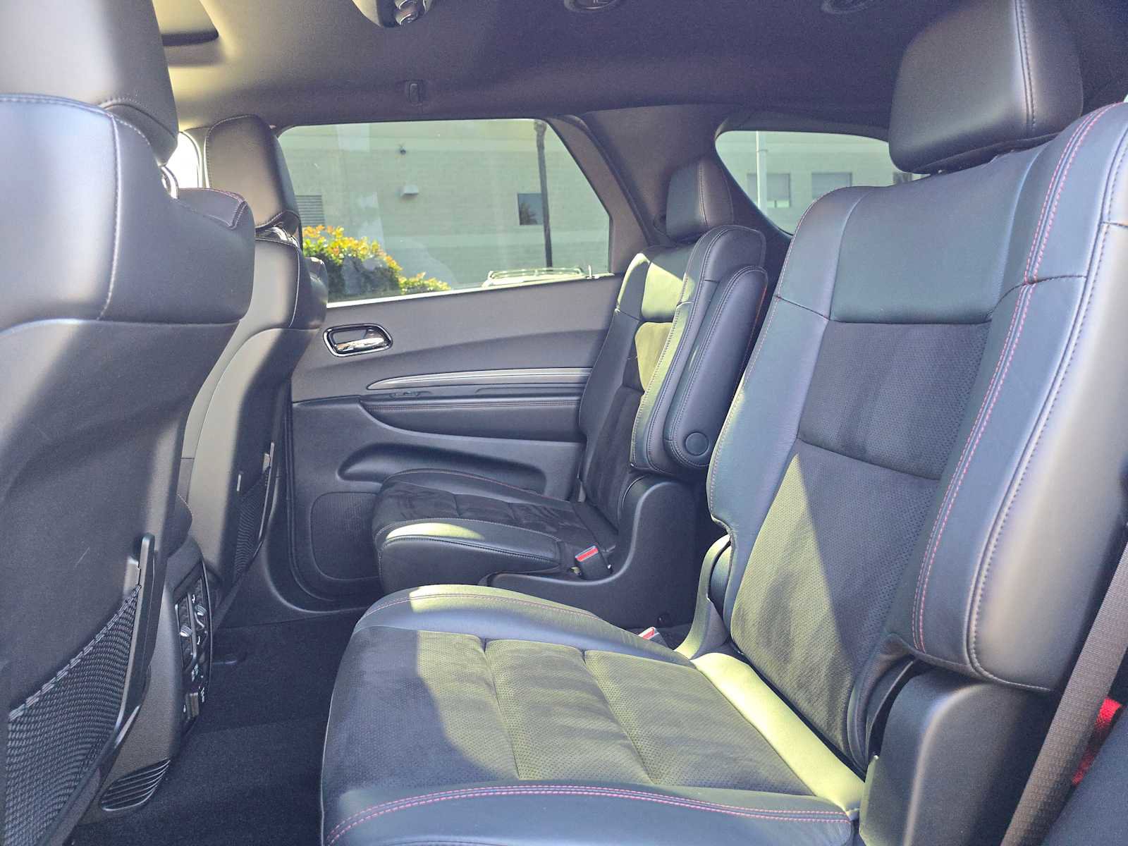 Used 2022 Dodge Durango R/T w/ Trailer Tow Group IV image 18