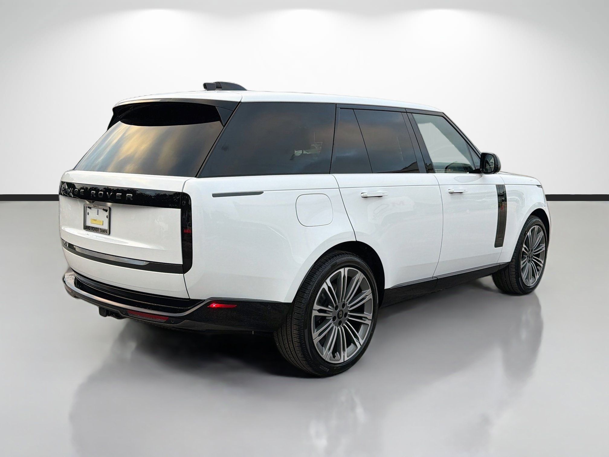 New 2027 Land Rover Range Rover SE AWD/4WD image 4