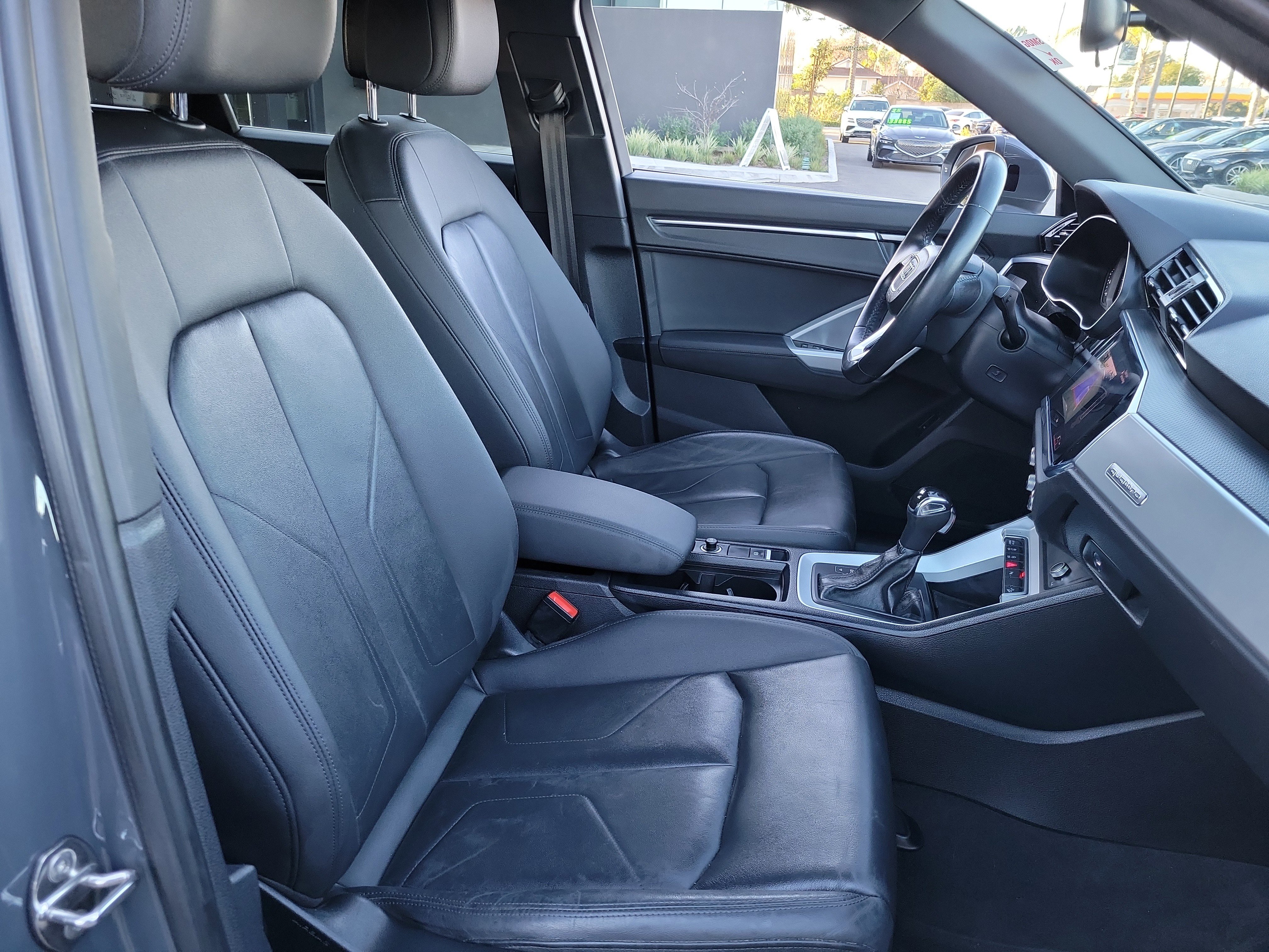 Used 2020 Audi Q3 2.0T Premium image 21