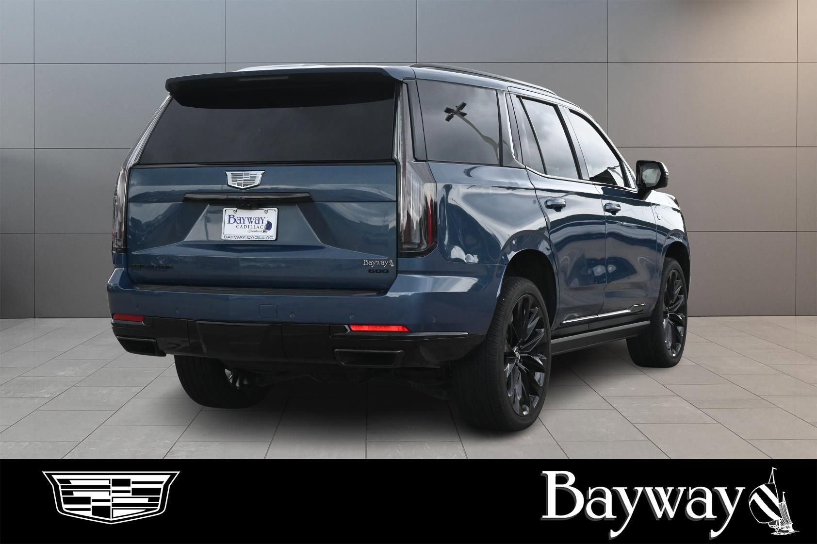 Certified 2026 Cadillac Escalade Platinum Sport w/ LPO, ONYX Package AWD/4WD image 5