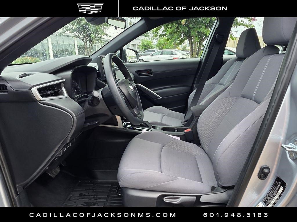 Used 2025 Toyota Corolla Cross AWD Hybrid image 17