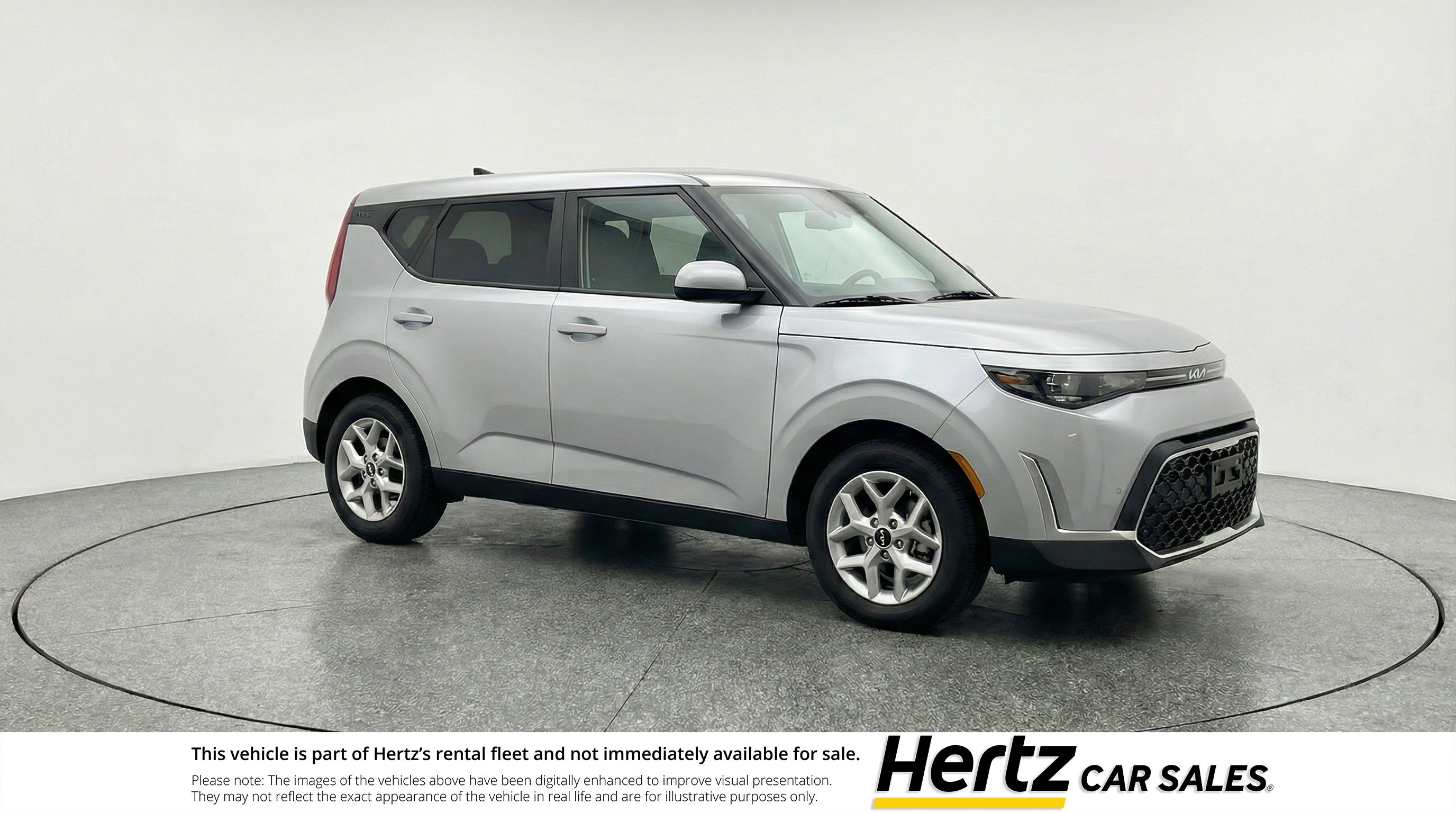 Used 2025 Kia Soul LX w/ LX Technology Package FWD image 1