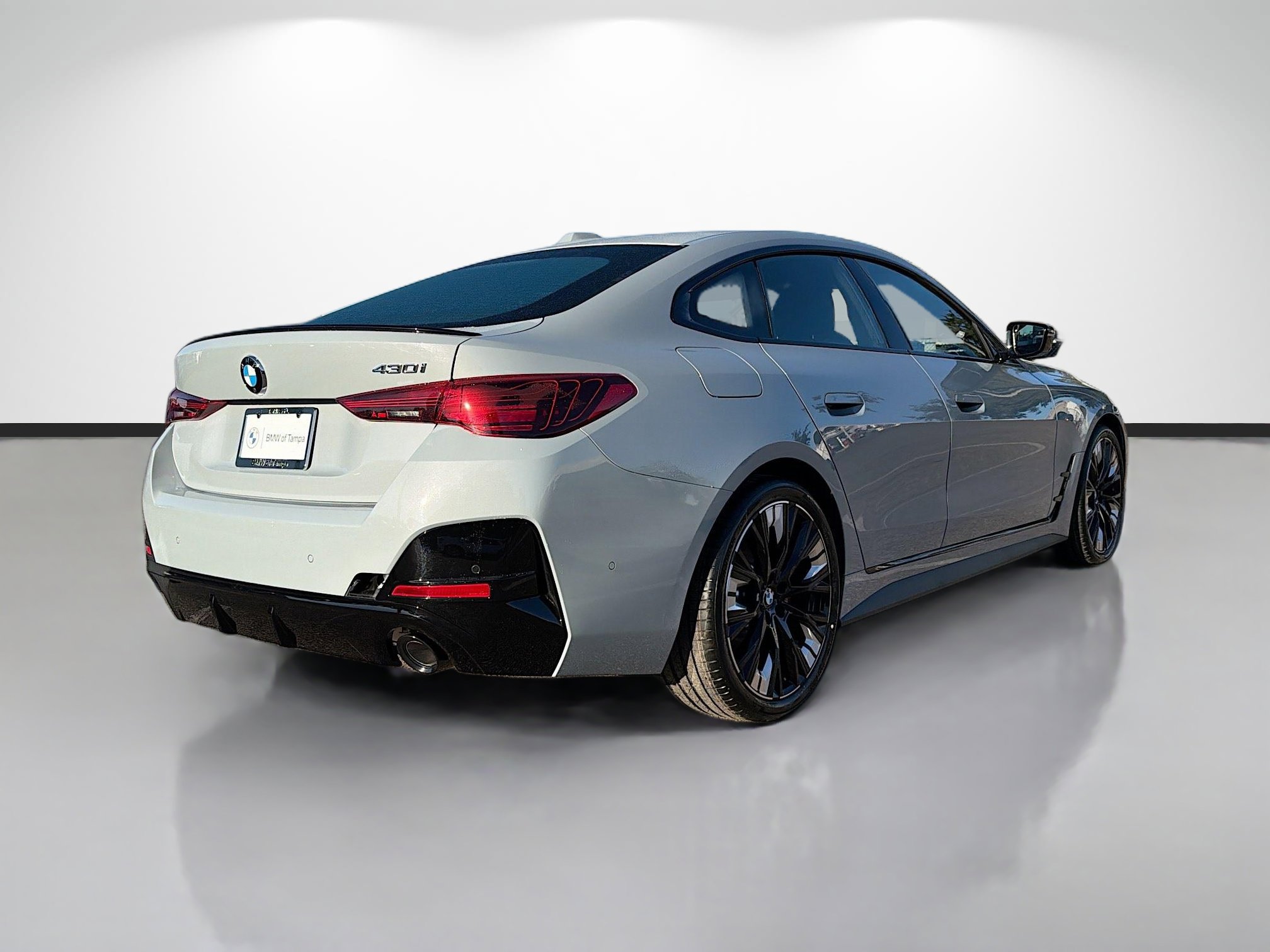 New 2026 BMW 430i w/ M Sport Package image 3