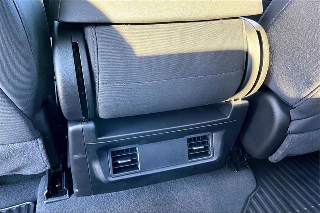 Used 2024 Chevrolet Silverado 2500 LT image 11