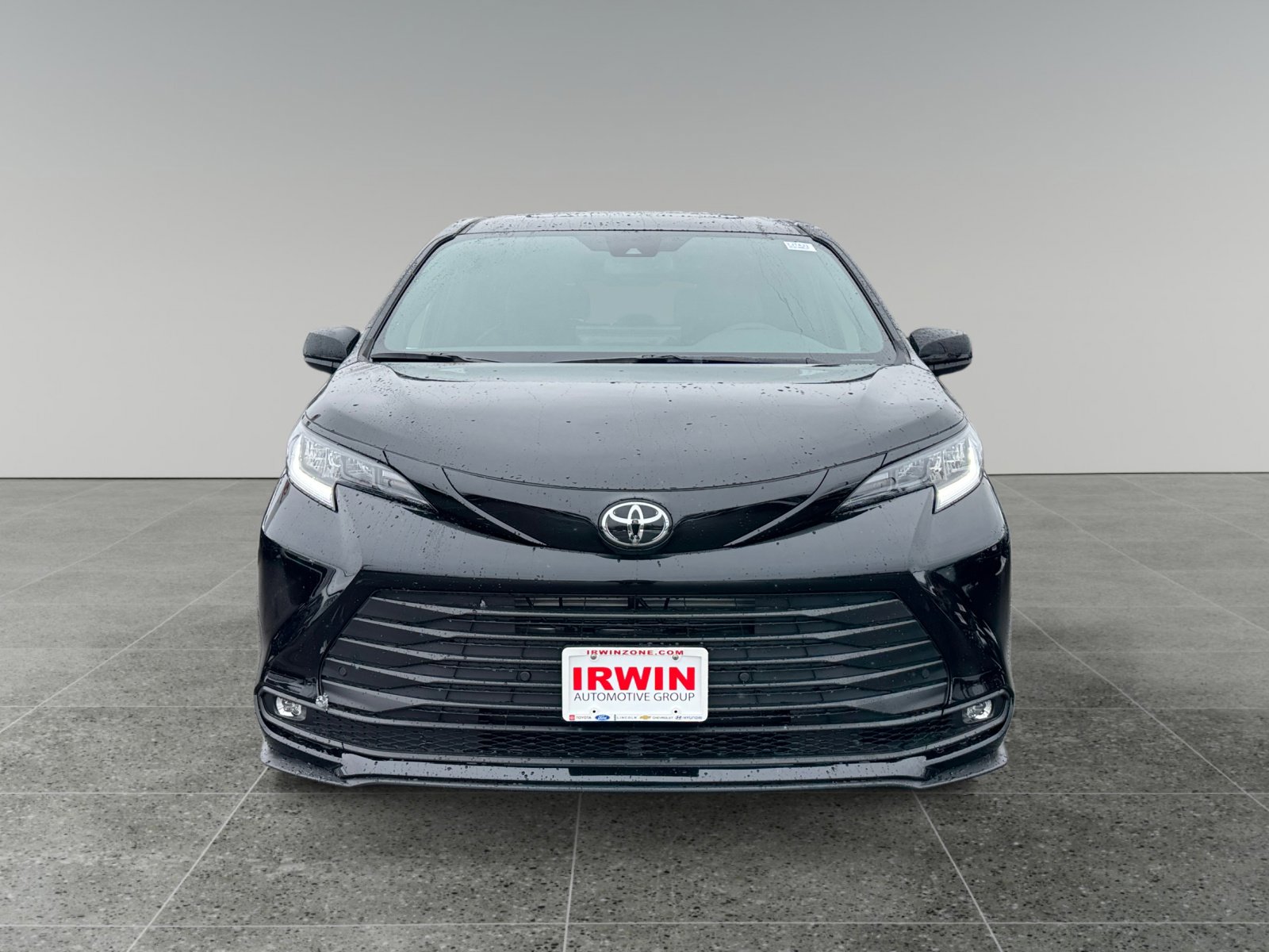 New 2026 Toyota Sienna XLE Woodland Edition image 8