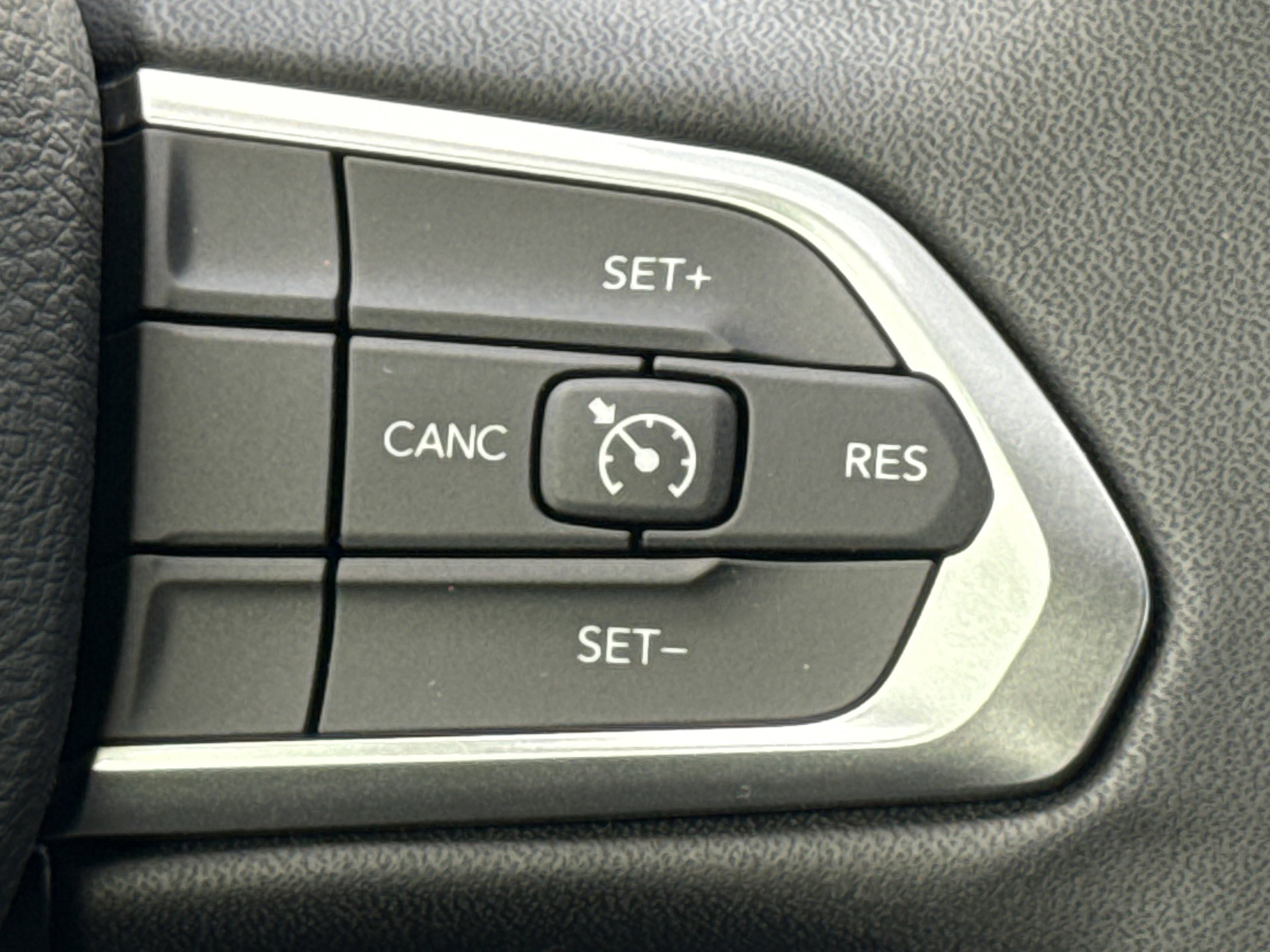 New 2026 Jeep Compass Latitude image 21