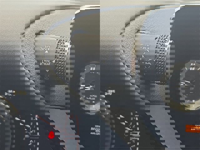 Certified 2025 Lexus ES 300h w/ Premium Package image 21