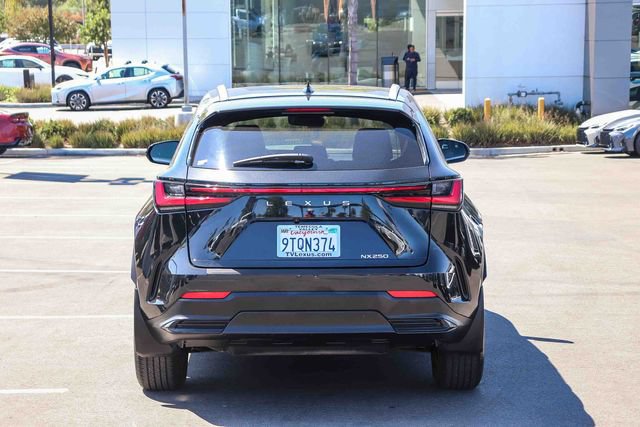 Certified 2025 Lexus NX 250 FWD w/ Accessory Package (2T) image 5
