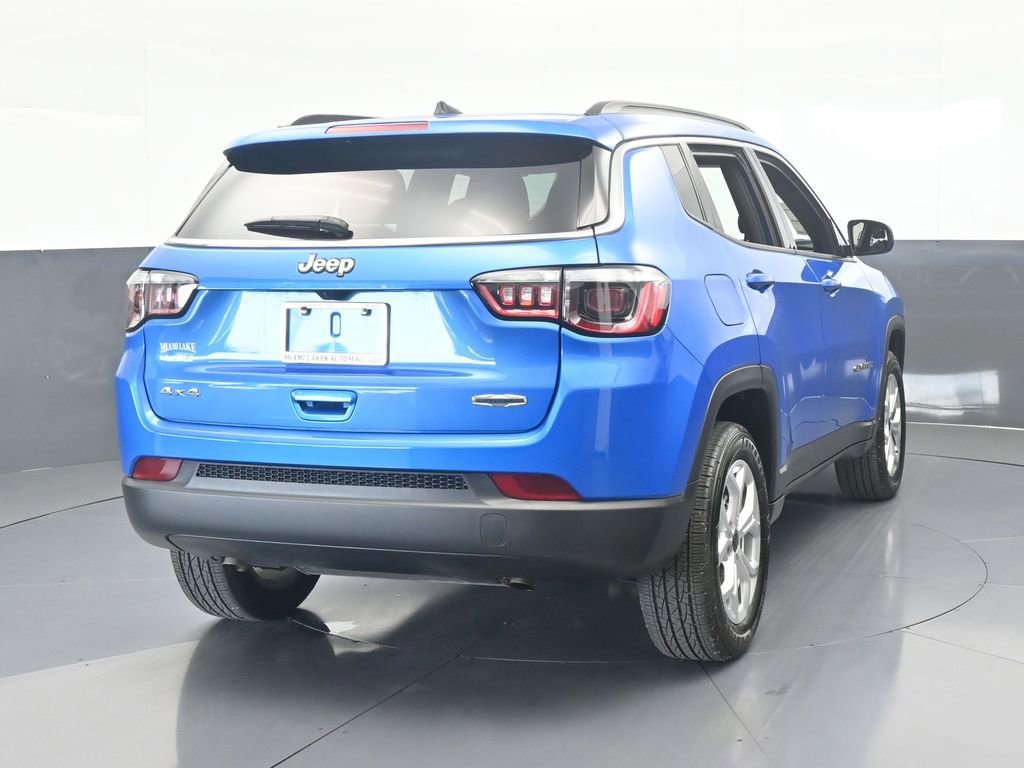 Used 2025 Jeep Compass Latitude AWD/4WD image 5