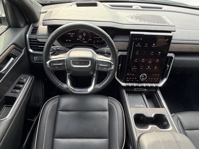 Used 2025 GMC Acadia Denali w/ LPO, Floor Liner Package FWD image 17
