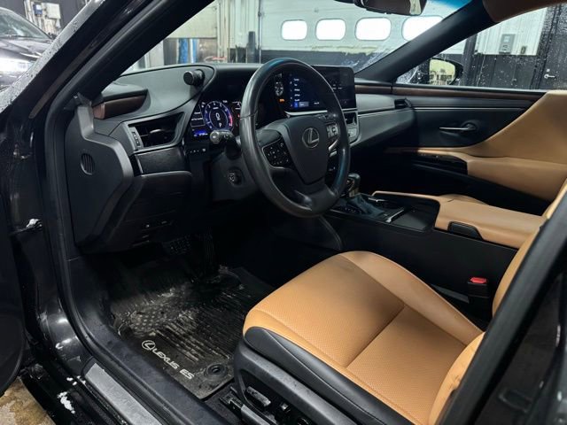 Used 2023 Lexus ES 350 w/ Premium Package image 17