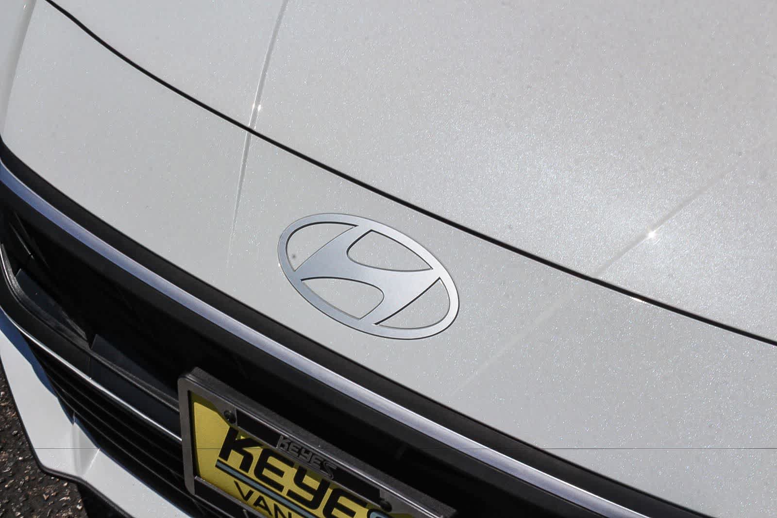 Certified 2026 Hyundai Elantra Sport FWD image 14