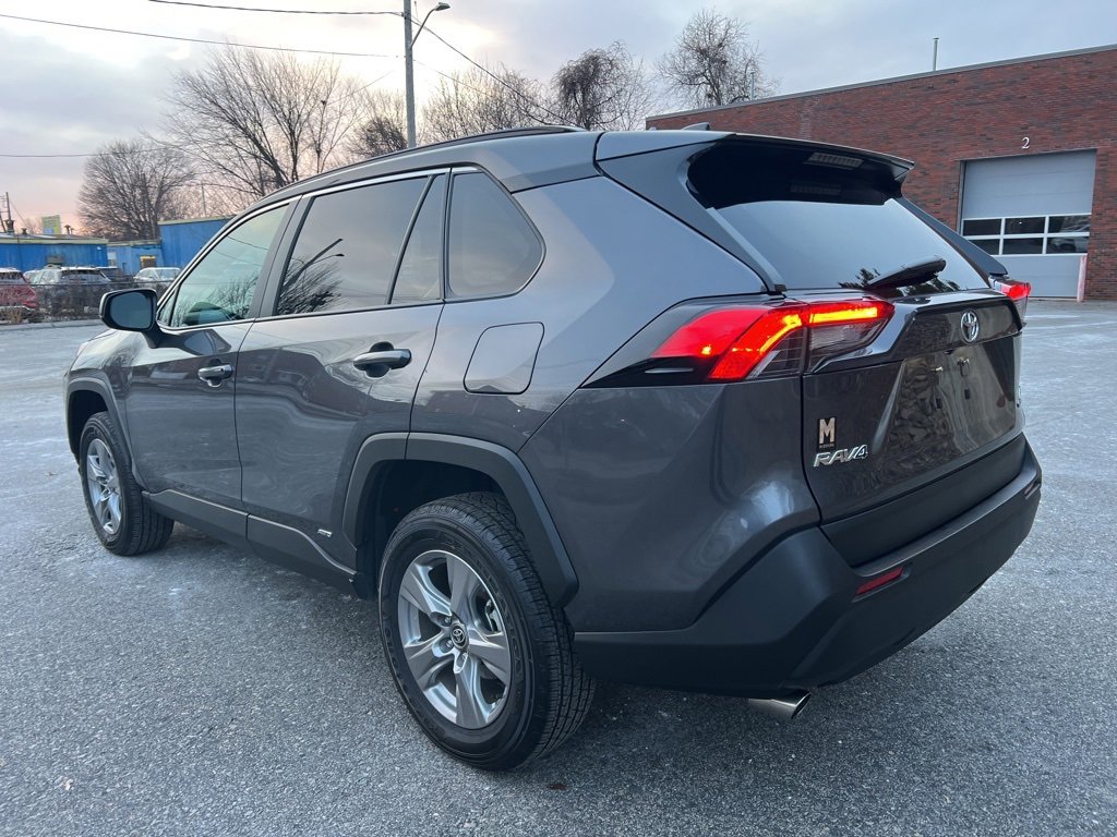 Used 2025 Toyota RAV4 LE image 3