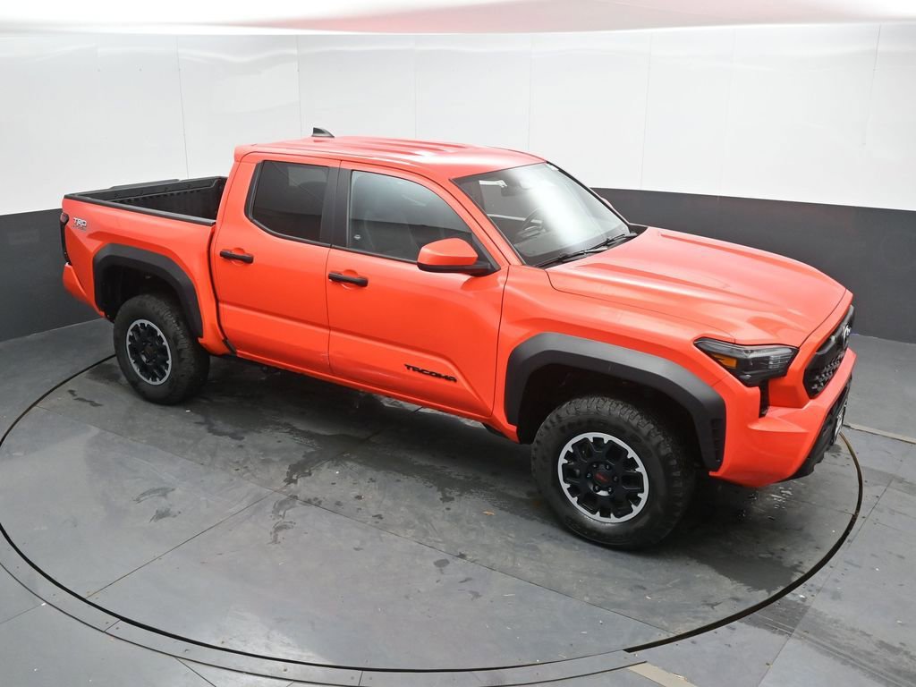 Used 2024 Toyota Tacoma TRD Off-Road AWD/4WD image 34