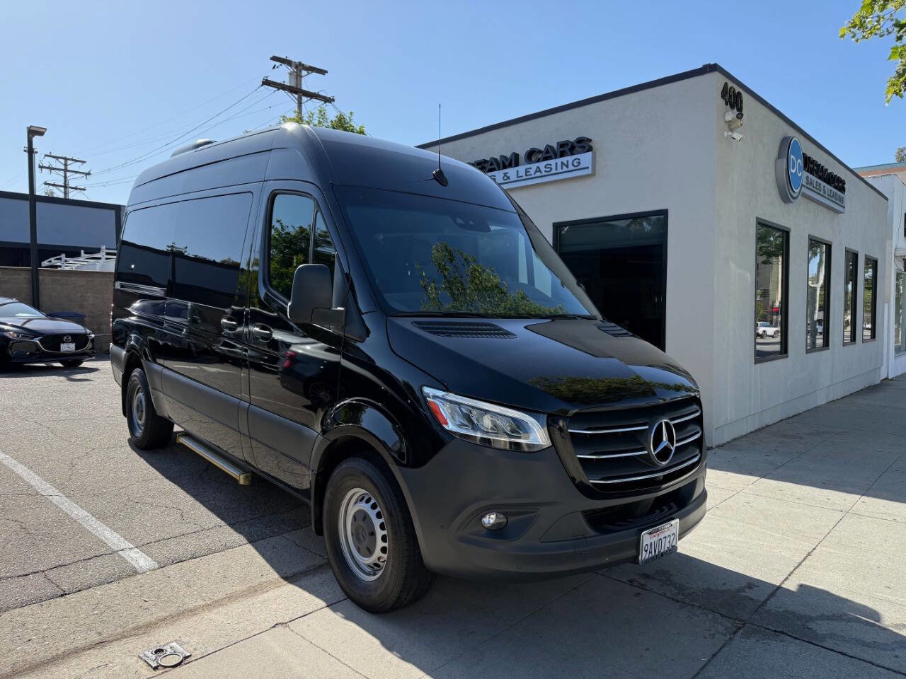 Used 2022 Mercedes-Benz Sprinter 2500 image 2