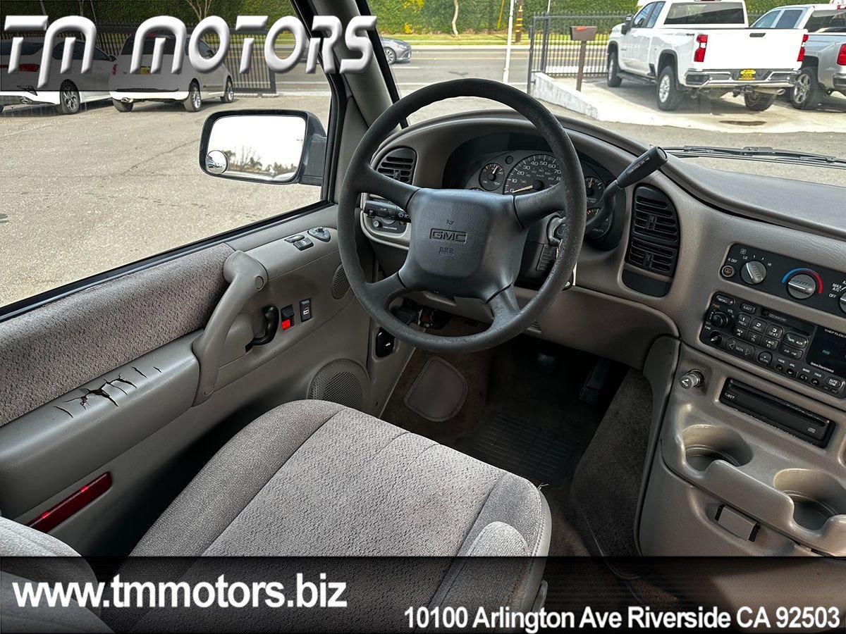 Used 2000 GMC Safari Passenger w/ Sle Marketing Option Pkg 2 RWD image 14