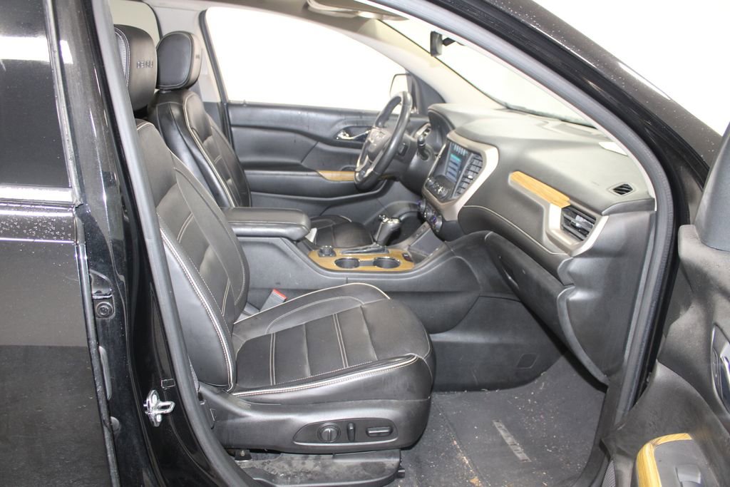 Used 2017 GMC Acadia Denali image 22