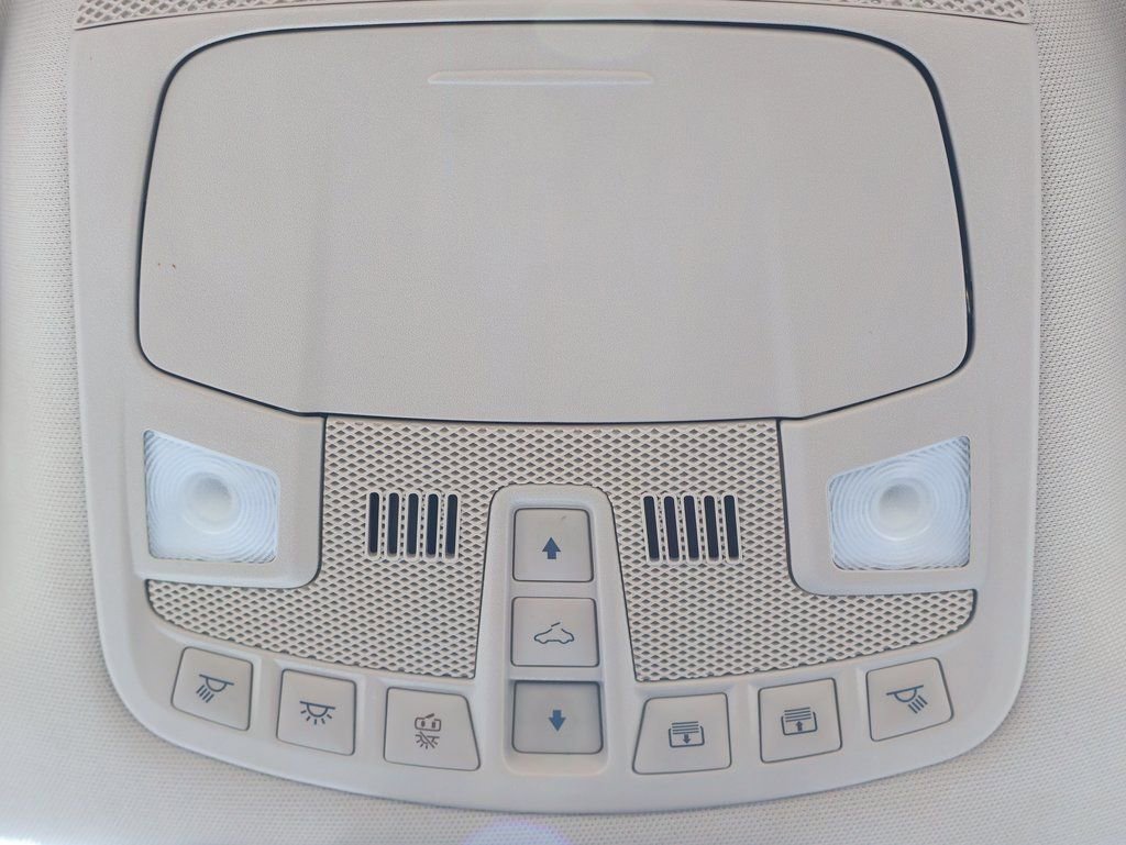 Used 2024 Ford Expedition Limited image 31