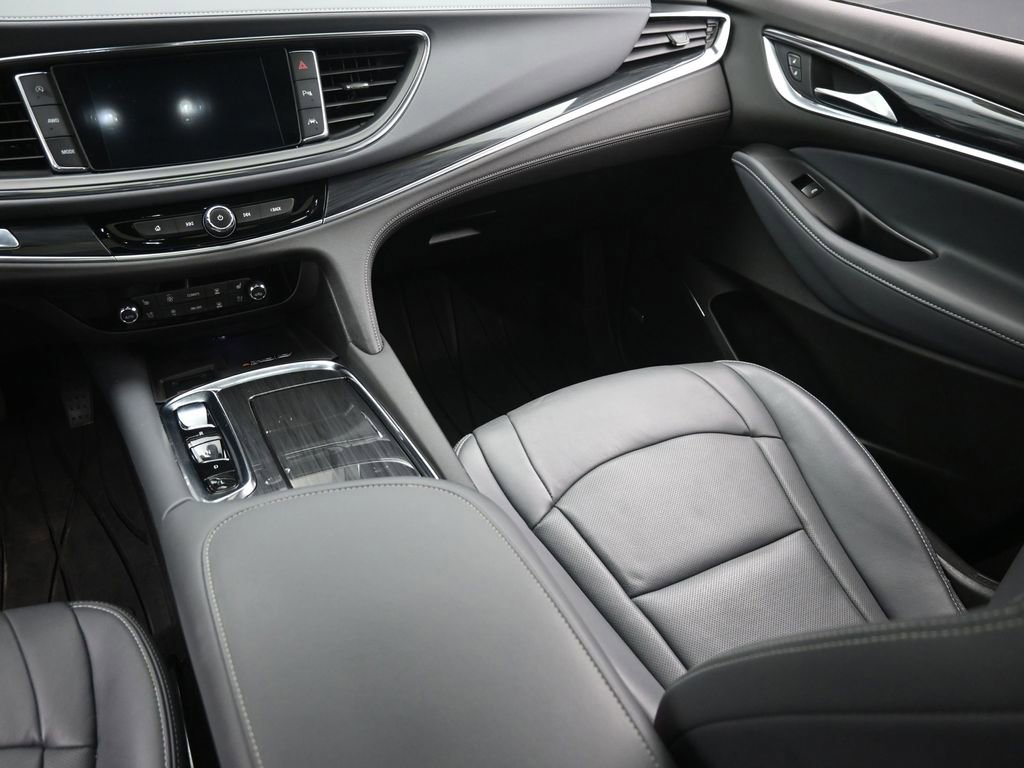 Used 2022 Buick Enclave Premium w/ Experience Buick Package image 13