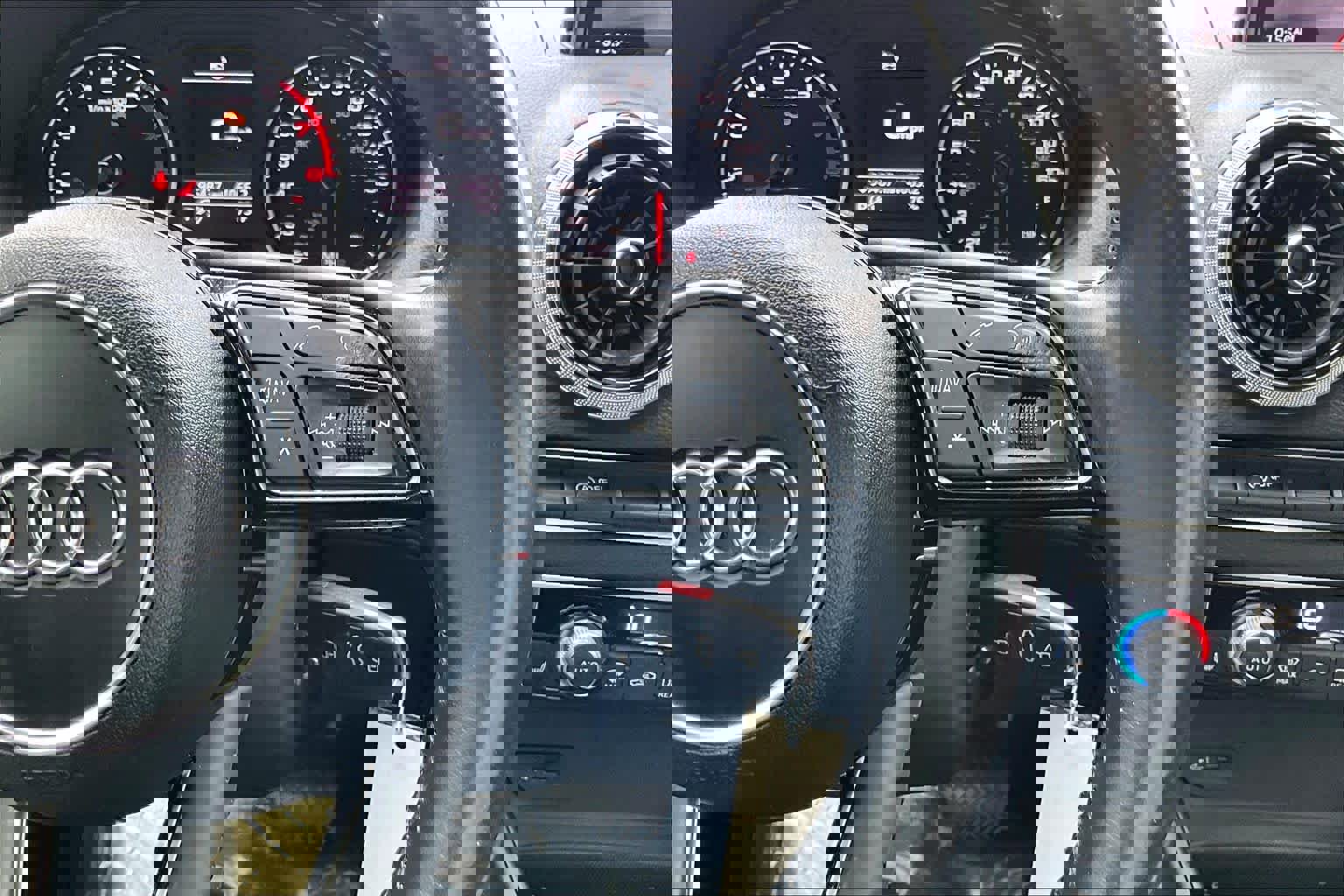 Used 2018 Audi A3 2.0T Premium image 24