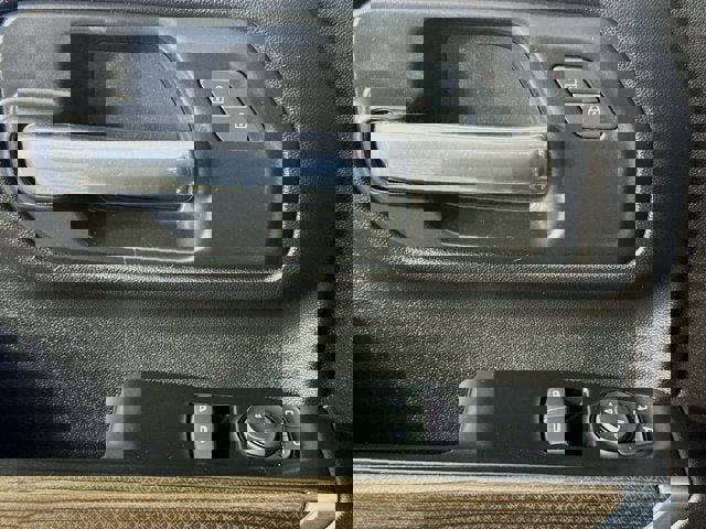 Used 2022 Chevrolet Silverado 2500 LT w/ Convenience Package image 15