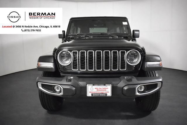 Used 2025 Jeep Wrangler Unlimited Sahara AWD/4WD image 2