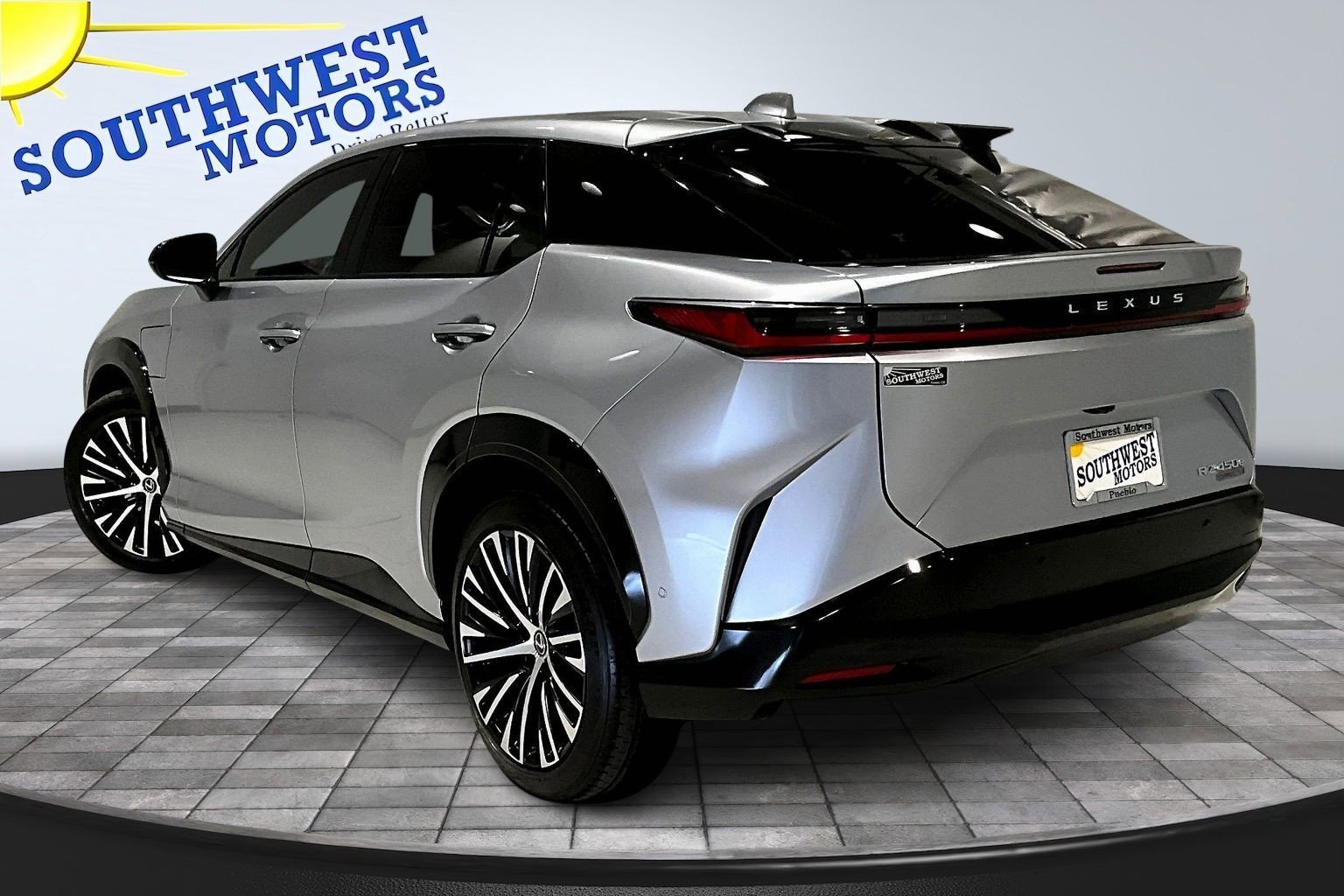 Used 2023 Lexus RZ 450e Premium w/ Cold Area Package AWD/4WD image 4