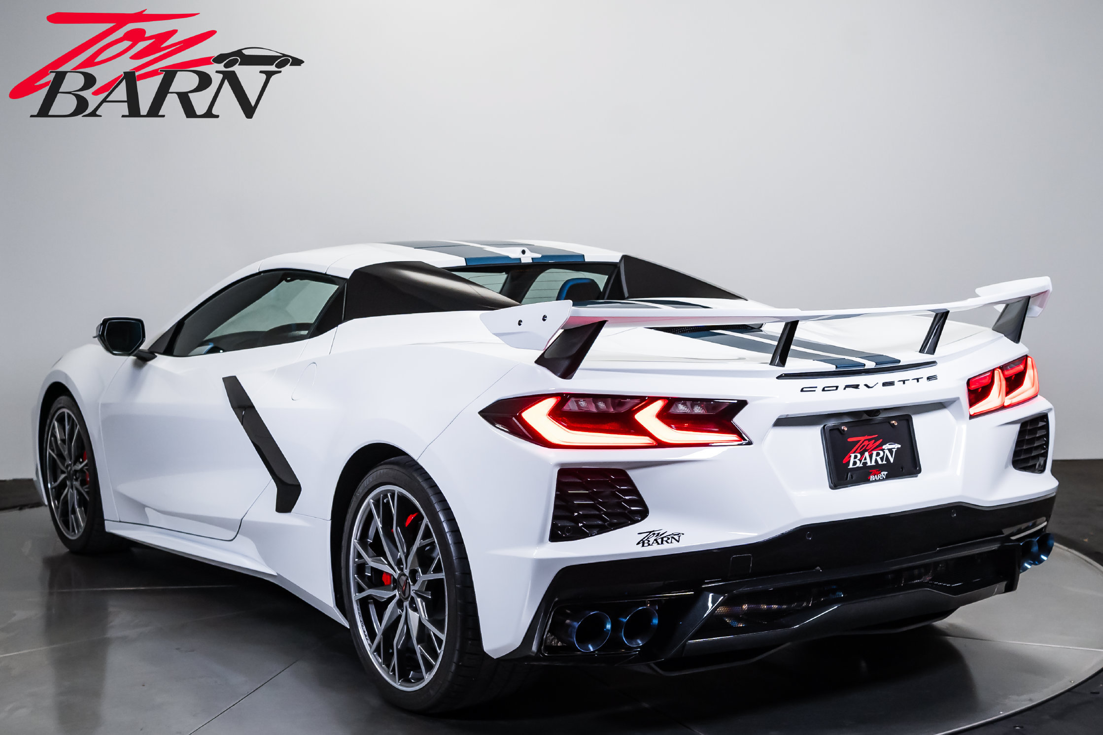 Used 2024 Chevrolet Corvette Stingray Premium Conv w/ 3LT RWD image 11