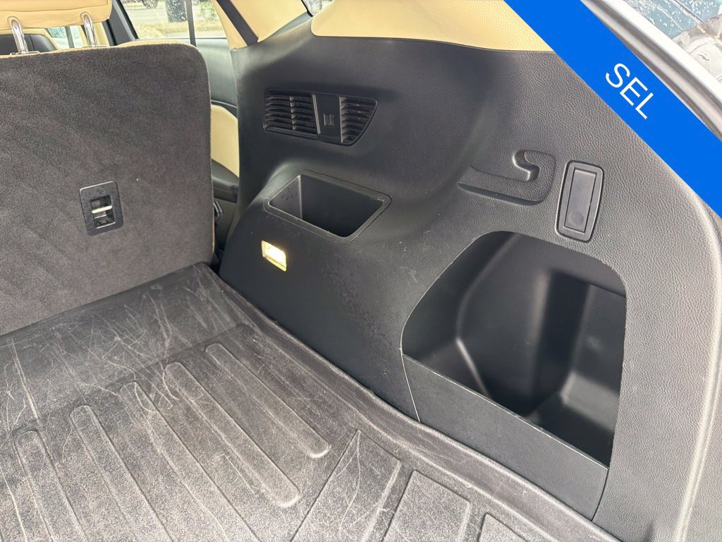 Used 2019 Ford Edge SEL w/ Equipment Group 201A AWD/4WD image 28