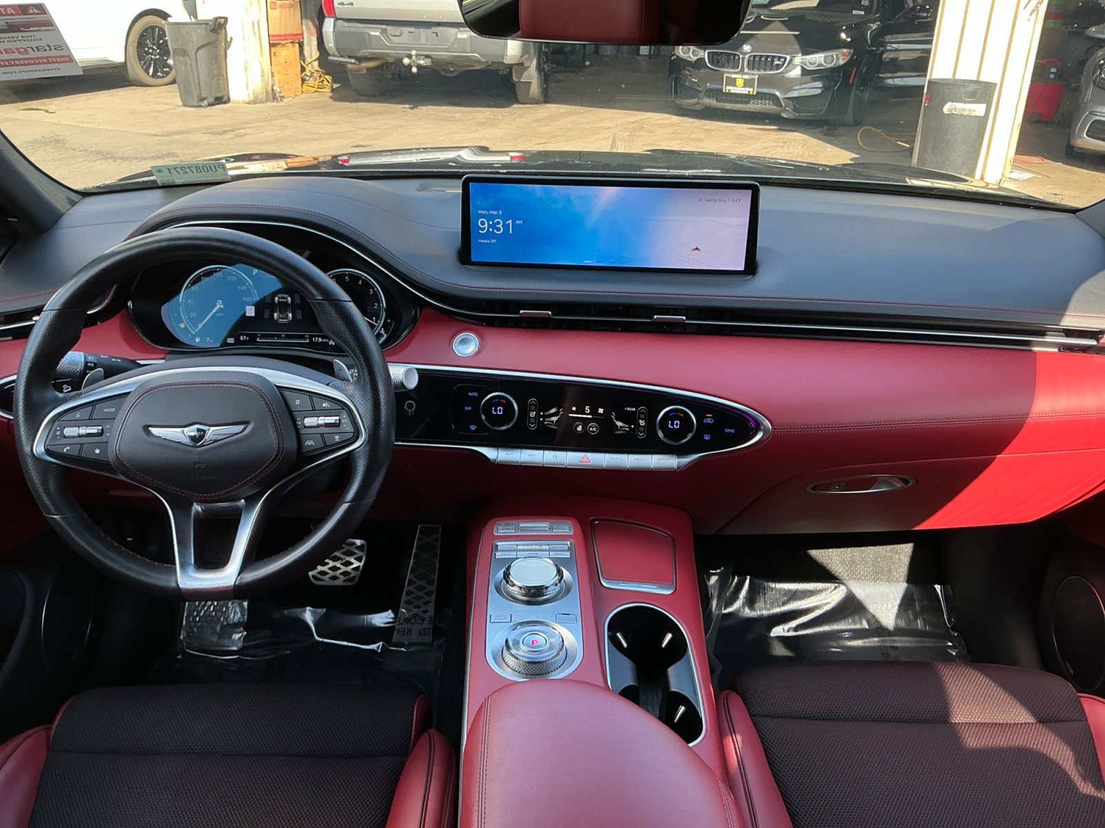 Used 2023 Genesis GV70 2.5T w/ Sport Prestige Package image 15