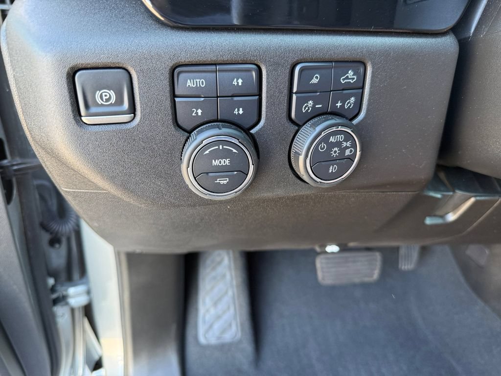 Used 2024 Chevrolet Silverado 1500 RST w/ Convenience Package II AWD/4WD image 24