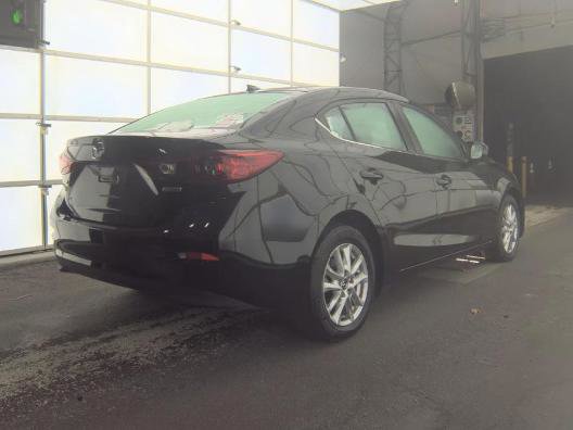 Used 2016 MAZDA MAZDA3 i Touring w/ Popular Equipment Package FWD video 2