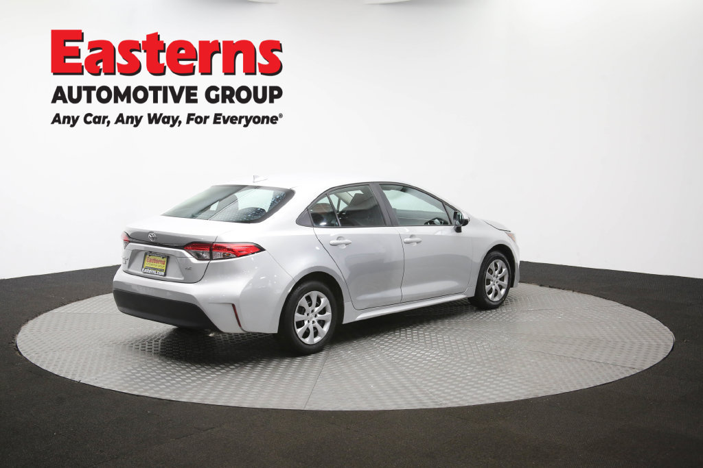 Used 2025 Toyota Corolla LE FWD image 42