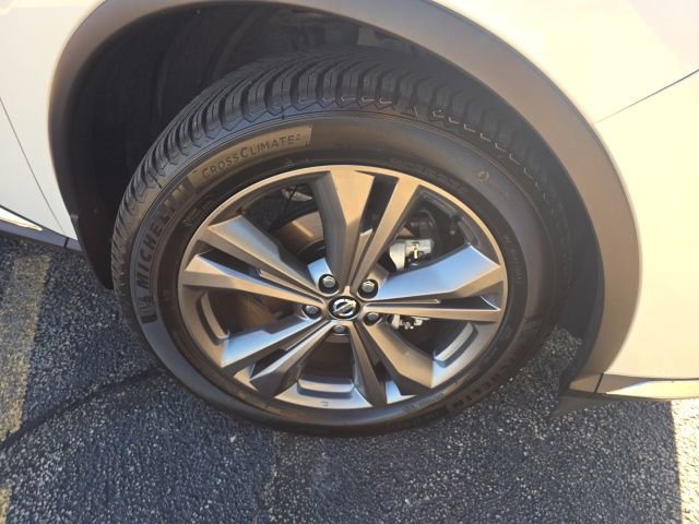 Used 2022 Nissan Murano Platinum w/ Cargo Package image 4