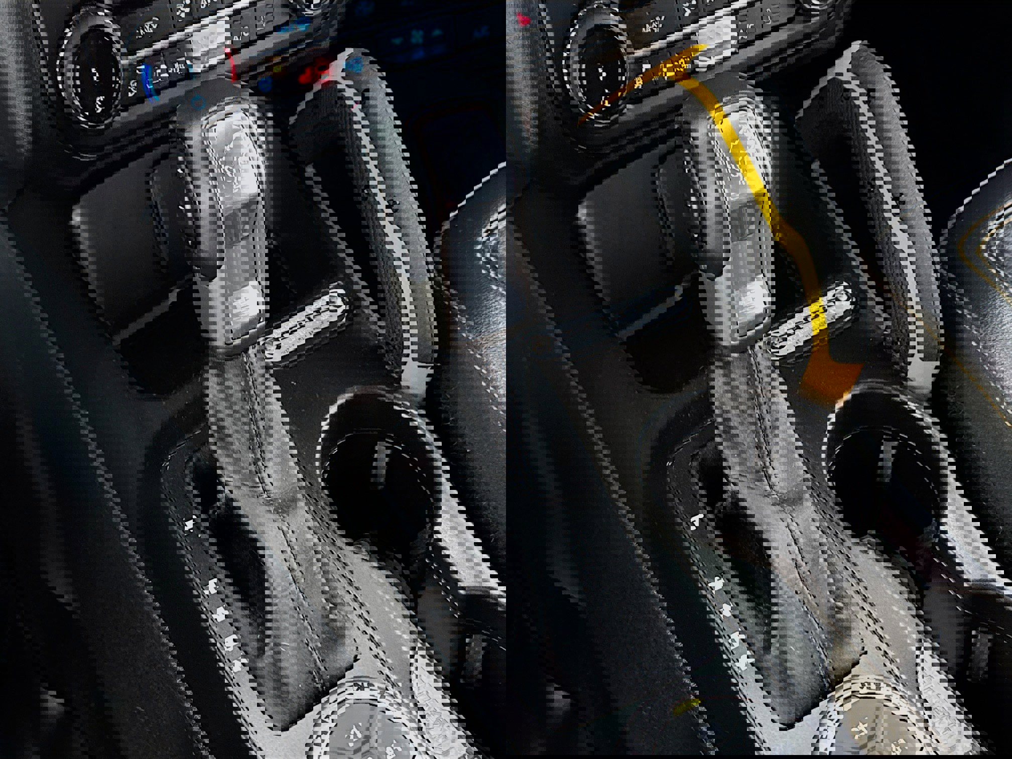 Used 2022 Ford Bronco Badlands image 18