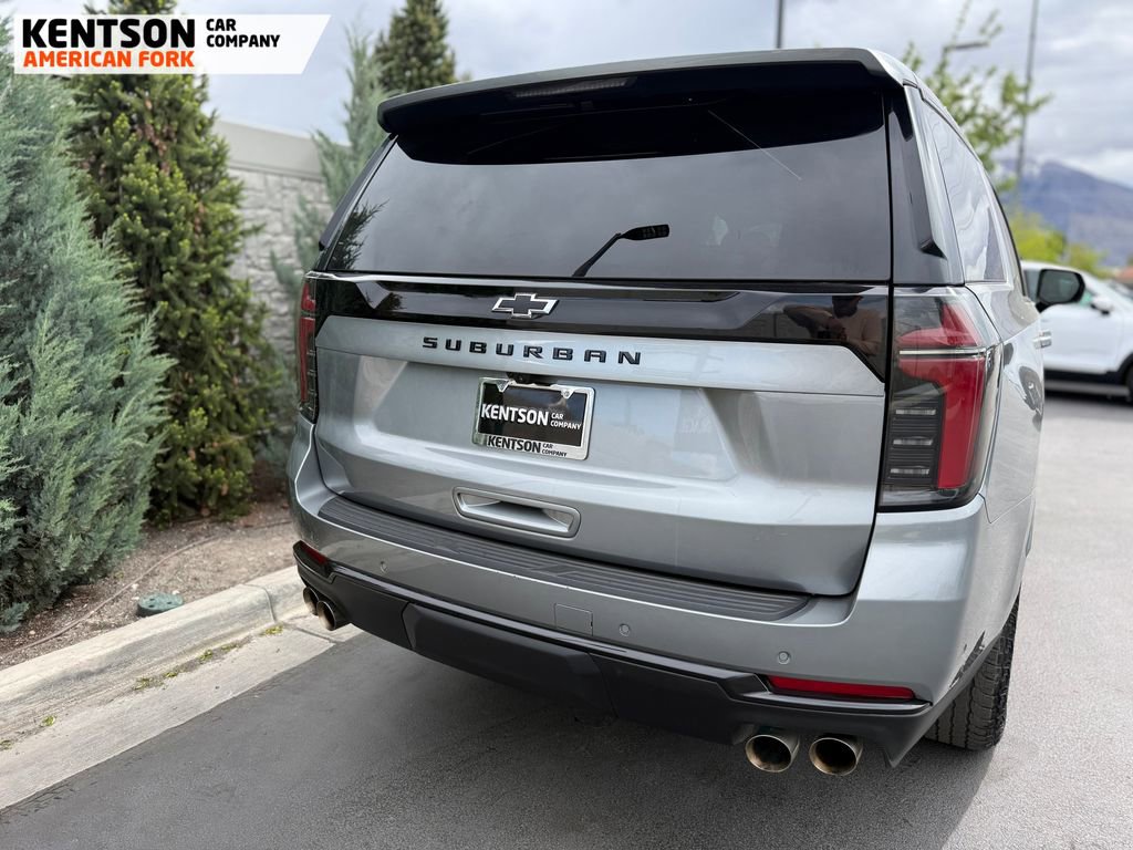 Used 2025 Chevrolet Suburban Z71 AWD/4WD image 42