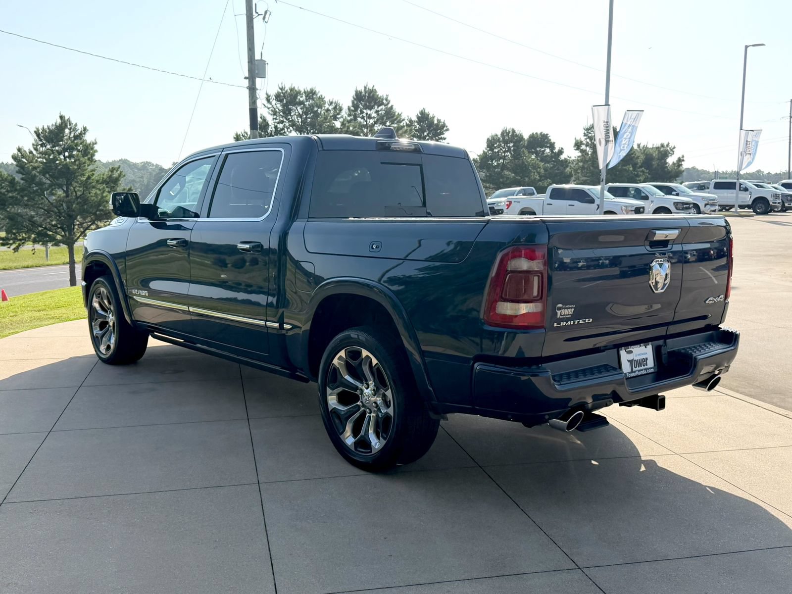 Used 2022 RAM 1500 Limited AWD/4WD image 4
